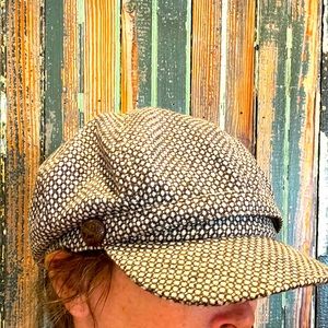 Brown winter crap; great condition